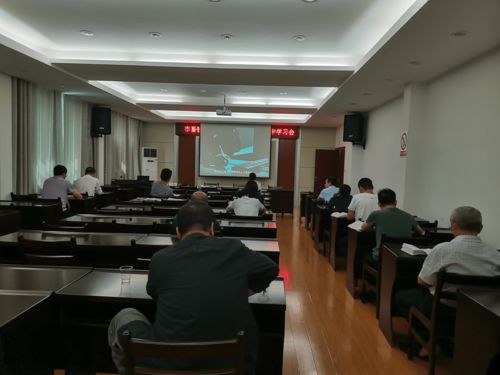 以案為鑒明初心，警鐘長鳴促廉潔——宜都市畜牧服務中心組織觀看警示教育片《叩問初心》