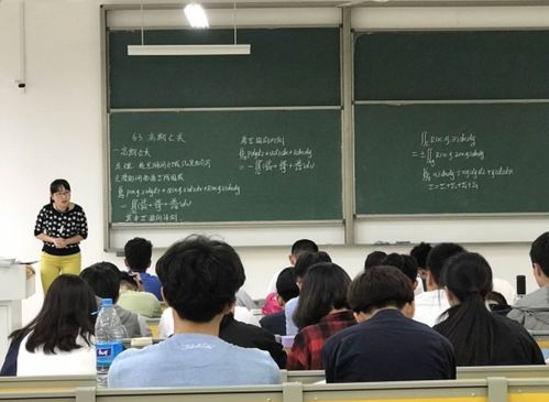 大學(xué)四年“悶頭”學(xué)習(xí)的“書(shū)呆子”，畢業(yè)后路在何方？專(zhuān)業(yè)教育咨詢(xún)的視角